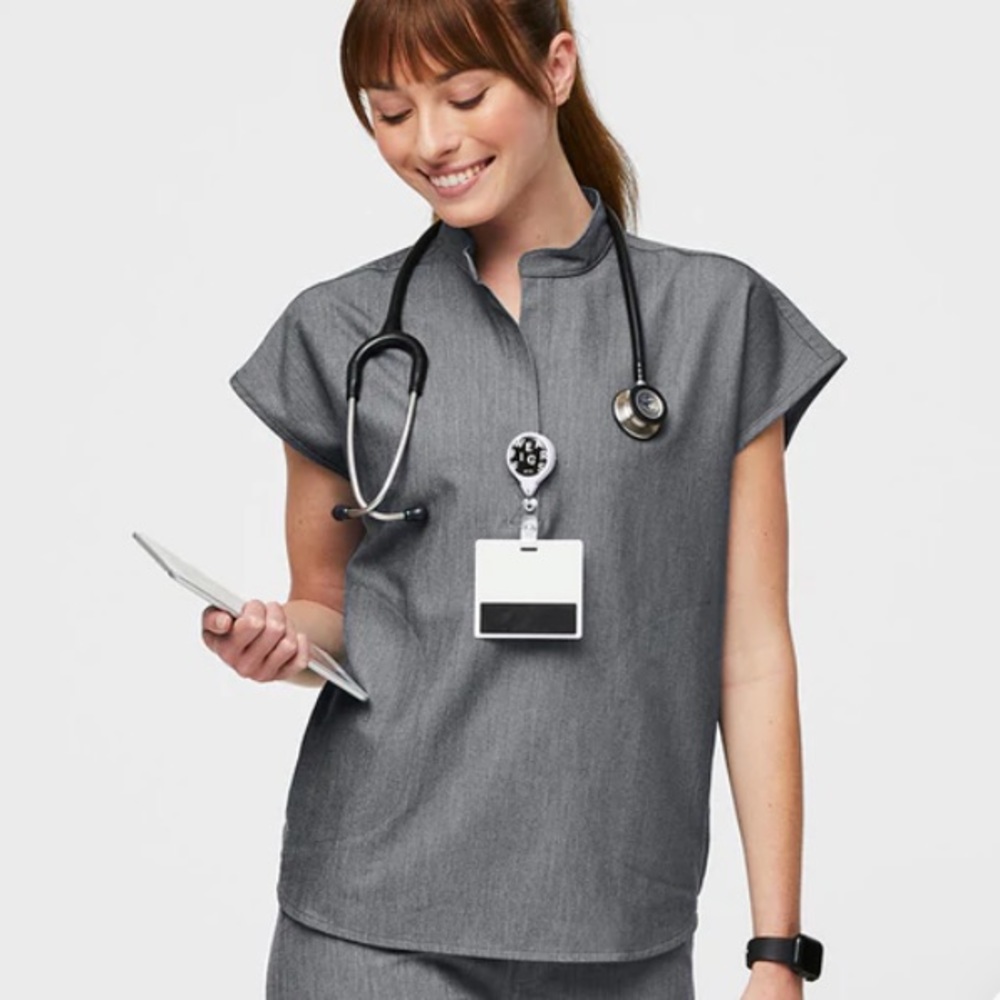 Figs Technical Collection Rafaela Oversized Scrub Top in Graphite